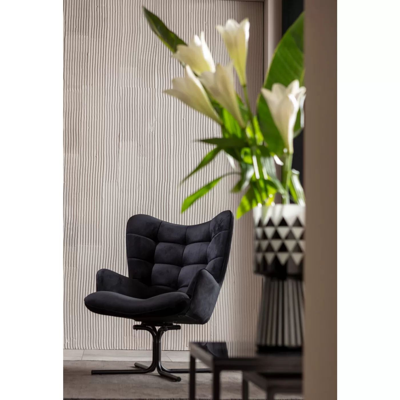 KARE Design Fauteuil Pivotant Oscar Velours Noir